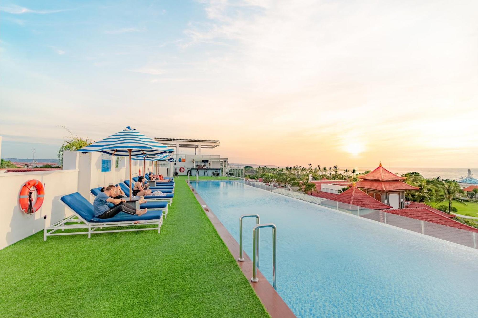 Resort Express Baruna By Ihg 4*