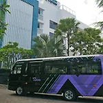 Holiday Inn Express Baruna